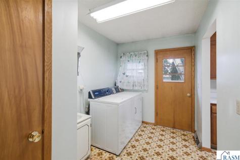 14771 295th Avenue Waseca MN 56093