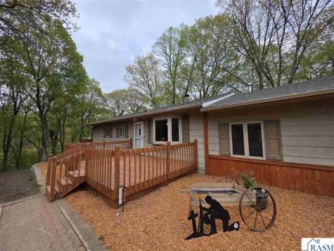 20606 Hilltop Lane Belle Plaine MN 56011