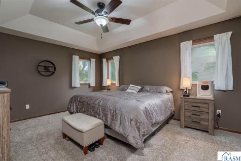 101 Skylark Drive Mankato MN 56001