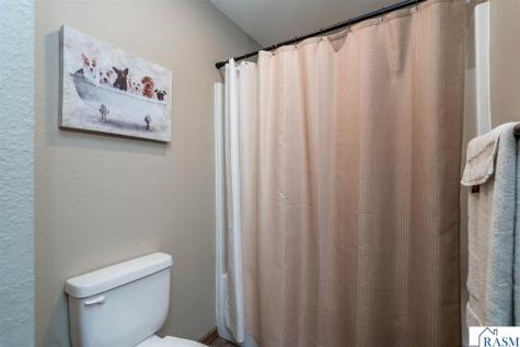 101 Skylark Drive Mankato MN 56001