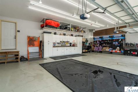 101 Skylark Drive Mankato MN 56001