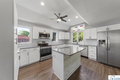 108 NW 1st Avenue Mapleton MN 56065