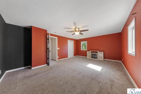 108 NW 1st Avenue Mapleton MN 56065