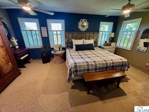 32622 Lake Emily Road St. Peter MN 56082