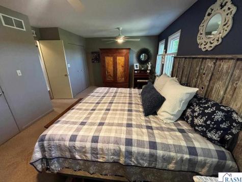 32622 Lake Emily Road St. Peter MN 56082