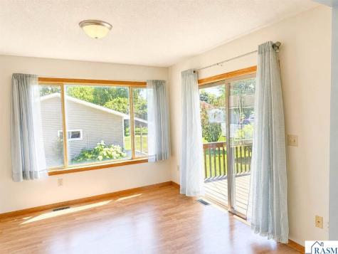 307 Washington Avenue Hanska MN 56041