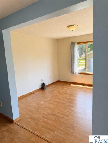 307 Washington Avenue Hanska MN 56041