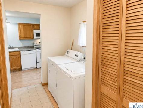 307 Washington Avenue Hanska MN 56041