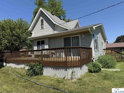 307 Washington Avenue Hanska MN 56041