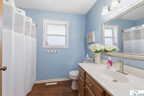 605 Bassford Street St. Peter MN 56082