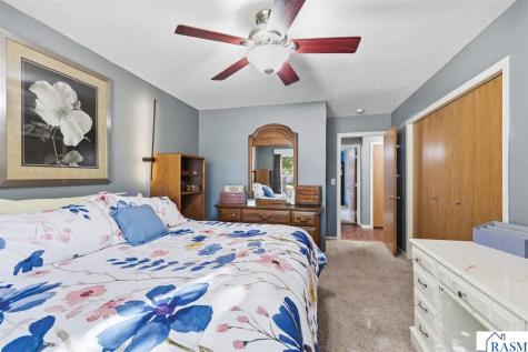 605 Bassford Street St. Peter MN 56082