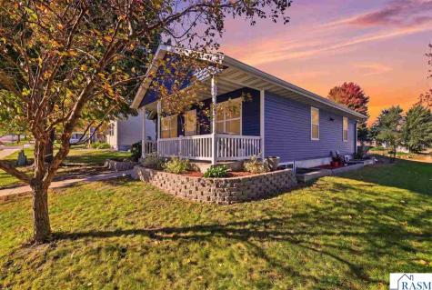 605 Bassford Street St. Peter MN 56082