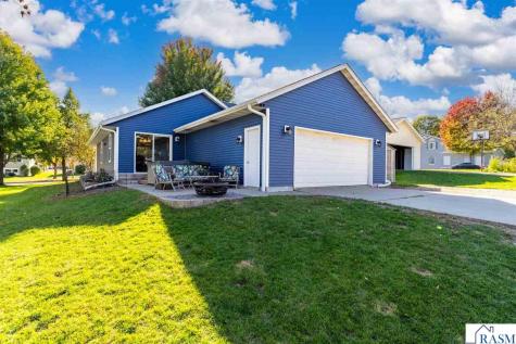 605 Bassford Street St. Peter MN 56082