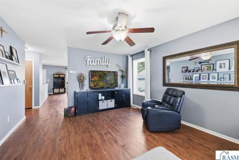 605 Bassford Street St. Peter MN 56082