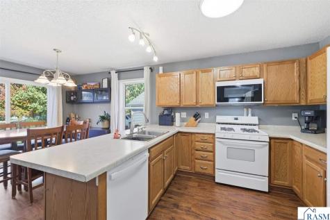 605 Bassford Street St. Peter MN 56082
