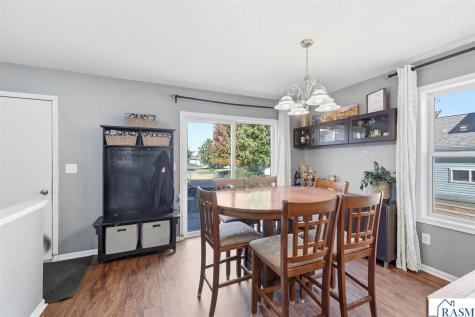 605 Bassford Street St. Peter MN 56082