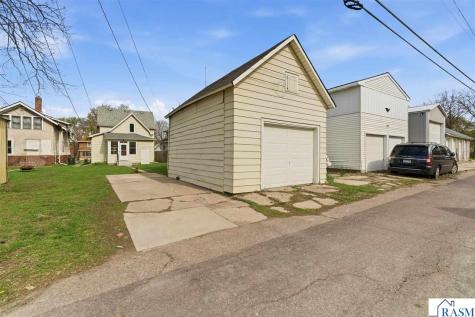 315 N Broad Street Mankato MN 56001