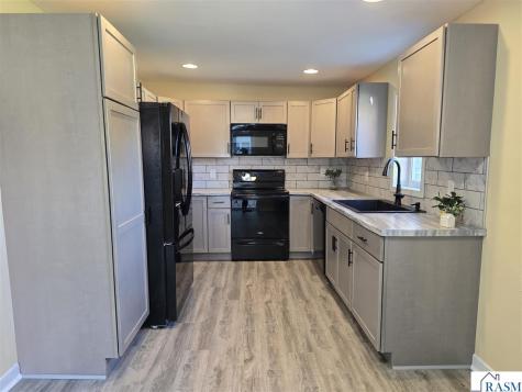 416 State Street N New Ulm MN 56073