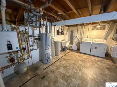 817 Summit Avenue New Ulm MN 56073
