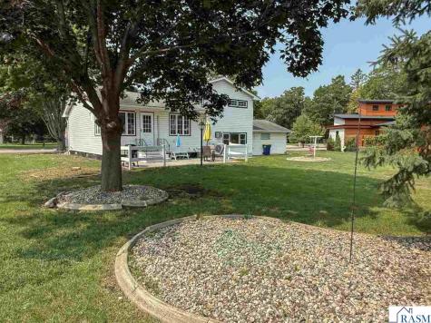 817 Summit Avenue New Ulm MN 56073
