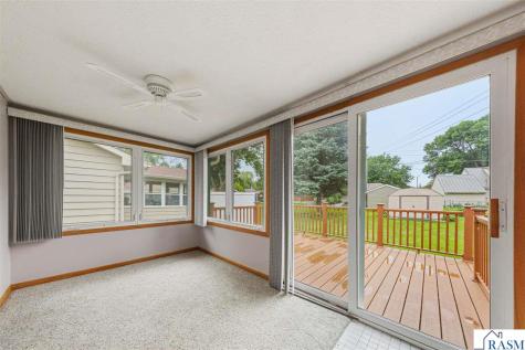 120 N Manitou Drive Mankato MN 56001
