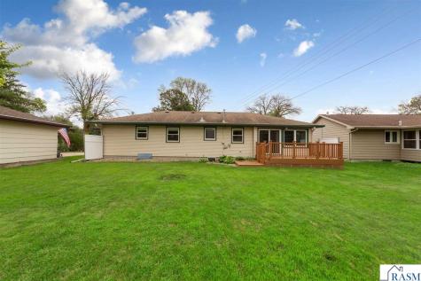 120 N Manitou Drive Mankato MN 56001