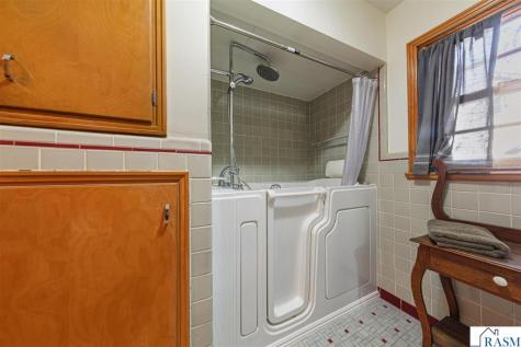 140 N 2nd Avenue Amboy MN 56010