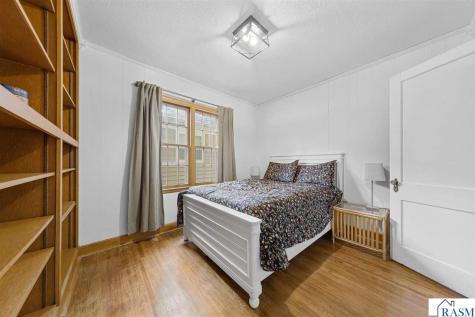 1337 N 5th Street Mankato MN 56001