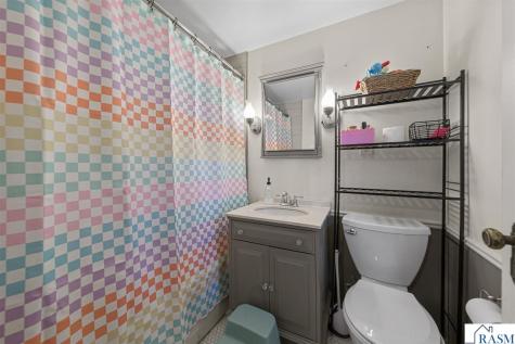 1337 N 5th Street Mankato MN 56001