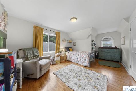 1337 N 5th Street Mankato MN 56001