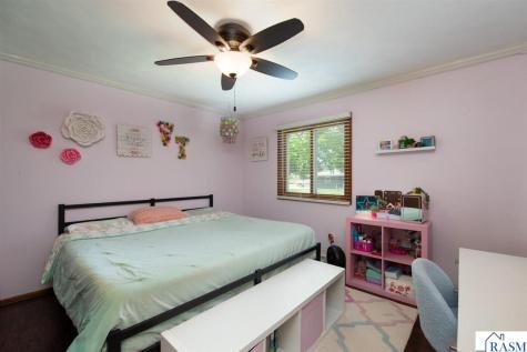 1603 Nottingham Drive North Mankato MN 56003