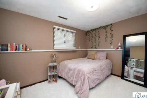1603 Nottingham Drive North Mankato MN 56003