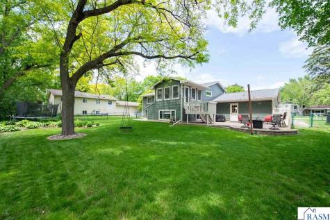 1603 Nottingham Drive North Mankato MN 56003