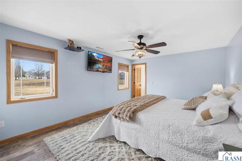 120 Callaway Court Mankato MN 56001