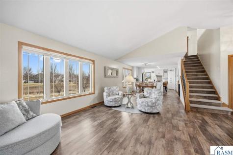 120 Callaway Court Mankato MN 56001