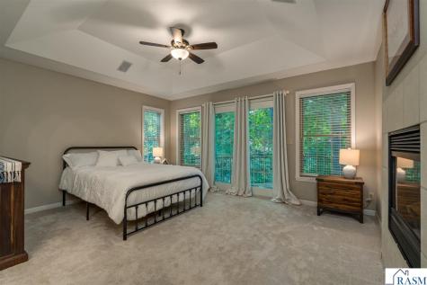 121 Bartholomew Lane Mankato MN 56001