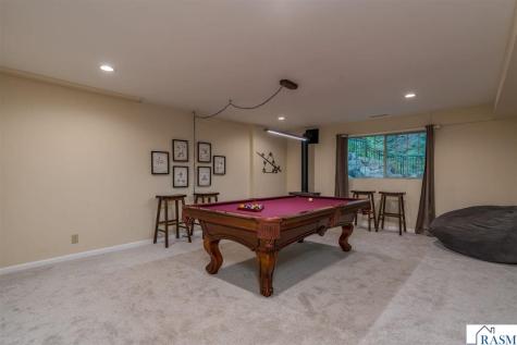 121 Bartholomew Lane Mankato MN 56001