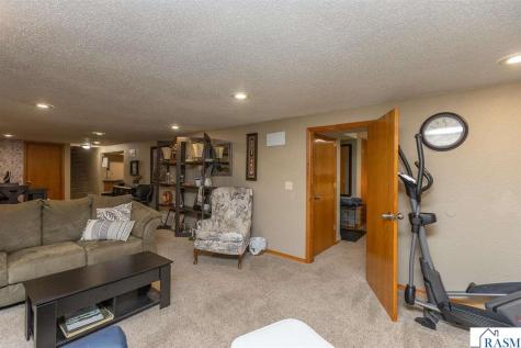 623 Washington Avenue Fairmont MN 56031