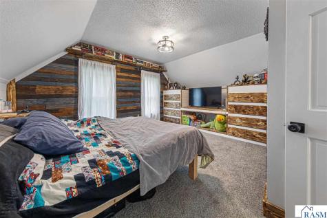 321 Ash Avenue New Richland MN 56072