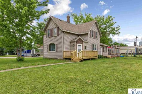 321 Ash Avenue New Richland MN 56072