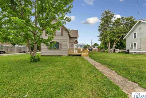321 Ash Avenue New Richland MN 56072