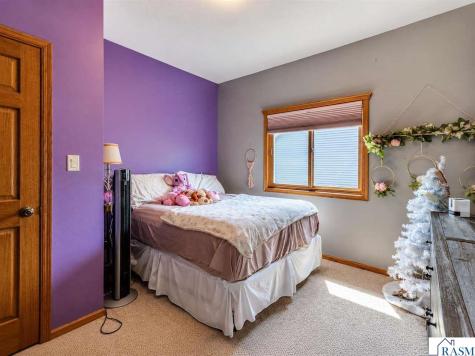 109 Cougar Drive Mankato MN 56001