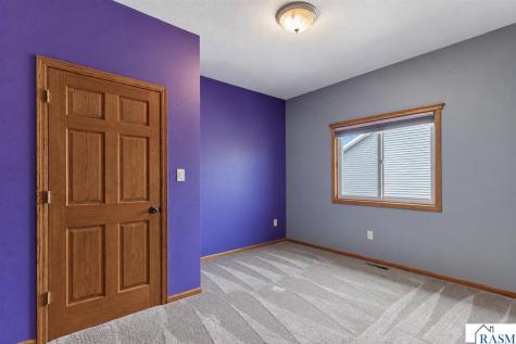 109 Cougar Drive Mankato MN 56001