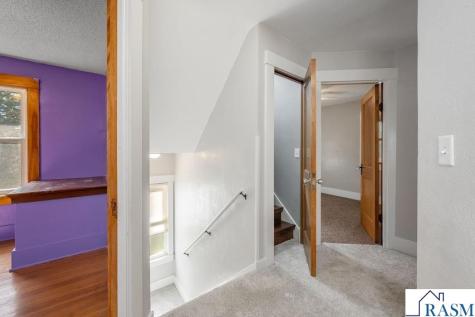 216 E 1st Street Blue Earth MN 56013