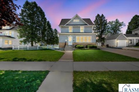216 E 1st Street Blue Earth MN 56013