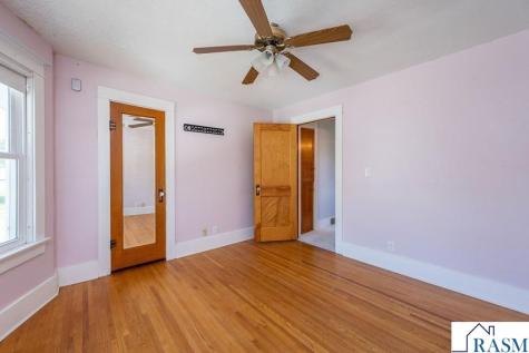 216 E 1st Street Blue Earth MN 56013