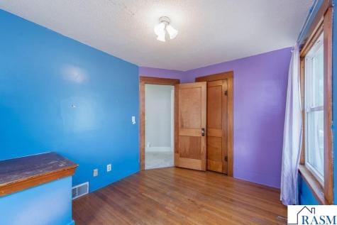 216 E 1st Street Blue Earth MN 56013