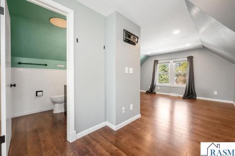 216 E 1st Street Blue Earth MN 56013