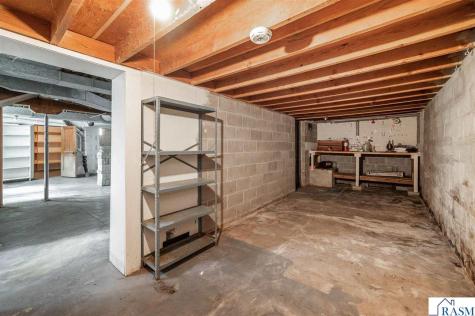 216 E 1st Street Blue Earth MN 56013