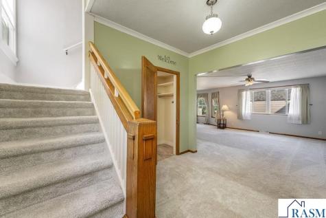 216 E 1st Street Blue Earth MN 56013